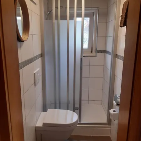 B&B Zu Hause 우텐도르프